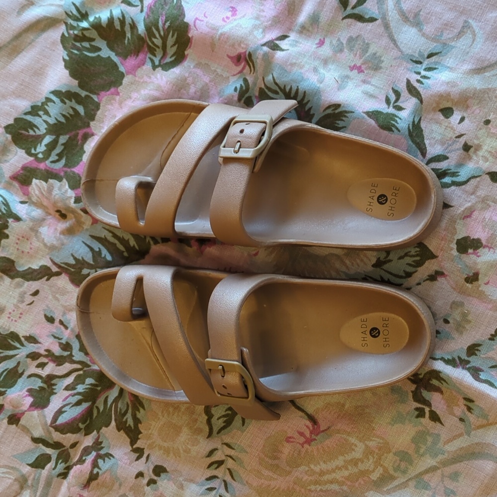 Shade & Shore Sandals